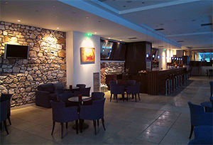 Cafe Bar